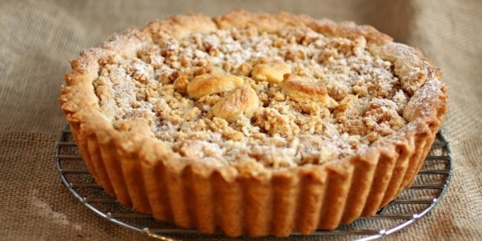 Как приготовить яблочный пирог за несколько минут?