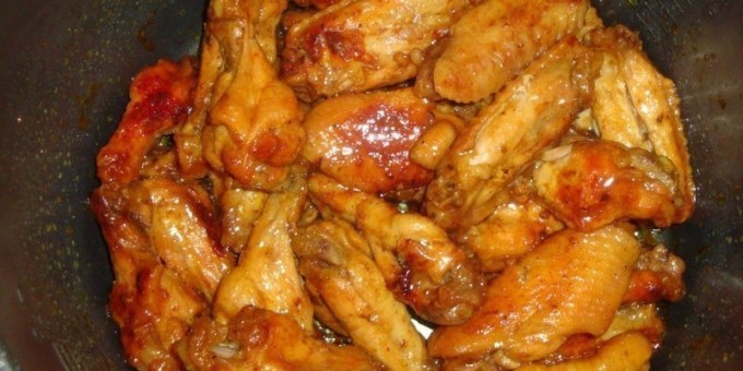 Золотистые крылышки в мультиварке