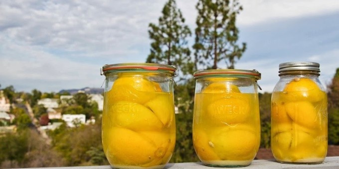 Как сохранить лимоны? Универсальный способ в фотографиях
