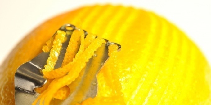 Что можно сделать из апельсиновых корок?