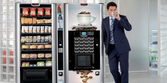 5 необычных торговых автоматов
