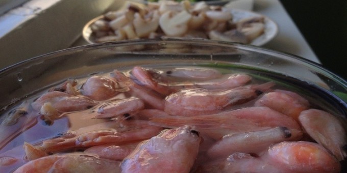 Узнай рецепт: крем-суп из креветок, грибов и брокколи