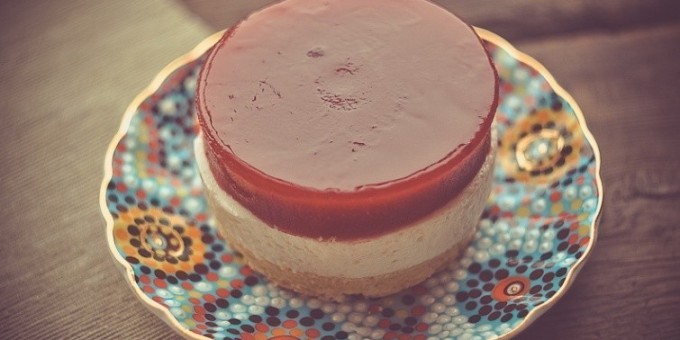 Птичье молоко с малиновым желе