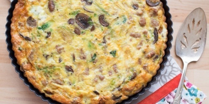 Киш, заливной пирог с курицей и грибами