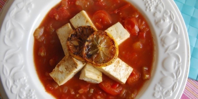 Готовим по этапам: Густой томатный суп с морепродуктами