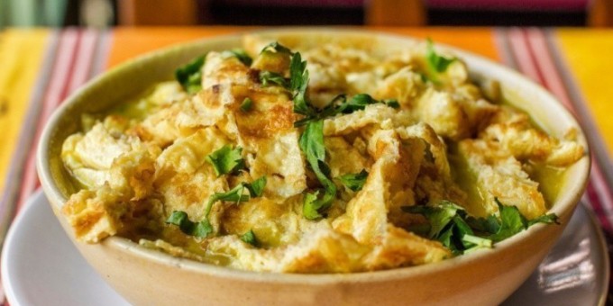 Чесночный суп с омлетом родом из Швейцарии