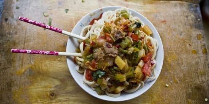 Хозяин ресторана добавлял в лапшу мак, чтобы обзавестись постоянными клиентами