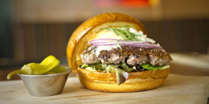 По версии ученых идеальный бургер — это вегетарианский