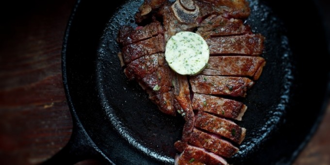 Почему керамическая сковорода не заменит чугунную сестру