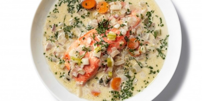 Суп из лосося с плавленым сырком