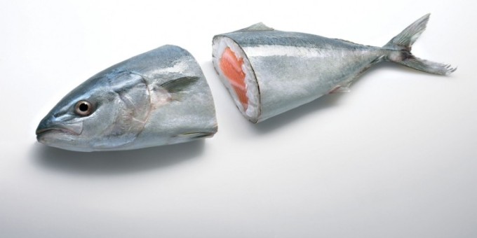 Голубой тунец весом в 180 кг продан за 37,5 тысячи долларов на аукционе в Токио