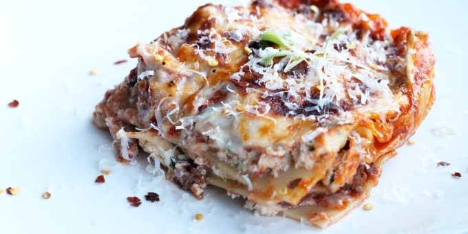 Домашний рецепт лазаньи с куриным фаршем от ресторана «Густо Джусто»