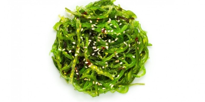 Салат «Хияши вакаме» из 5-и ингредиентов