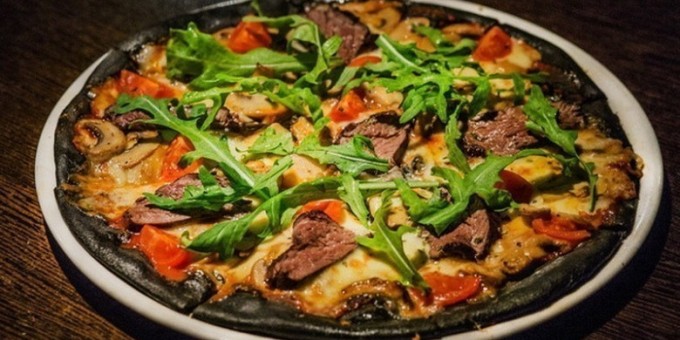 «Perfetto (Перфетто)» — единственное место в Минске, где можно попробовать "Черную пиццу"