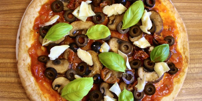 Как сделать домашнюю пиццу менее вредной