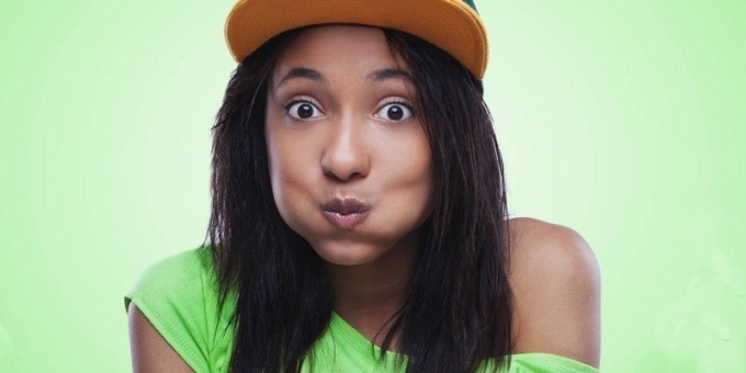 Халява: городское кафе «Город М» предлагает отведать бургер или сэндвич с 50% скидкой