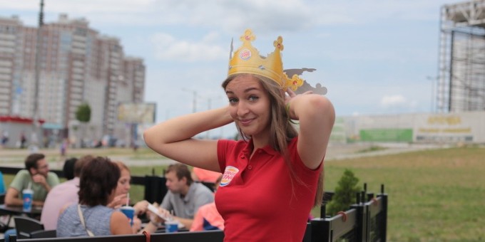 Дикие очереди, Вопперы, безлимитная Pepsi — в Минске открылся первый ресторан «Burger King»