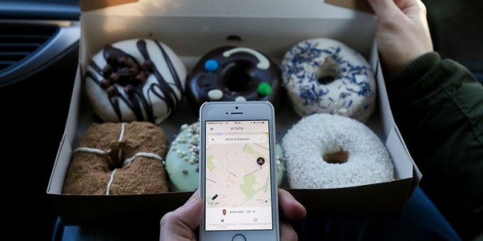 Как начать ездить за пончиками на такси Uber Black абсолютно бесплатно
