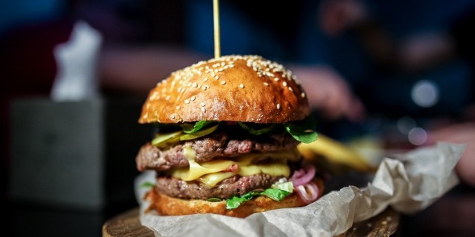 Новое меню в классическом английском гастро-пабе «Роял Оук Паб»