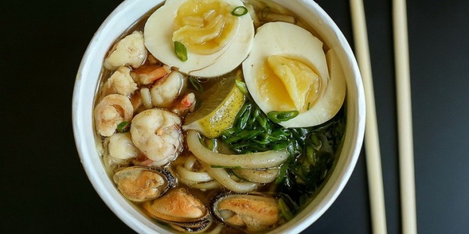 Пожалуй, лучшая за последний год доставка японского фастфуда в Минске