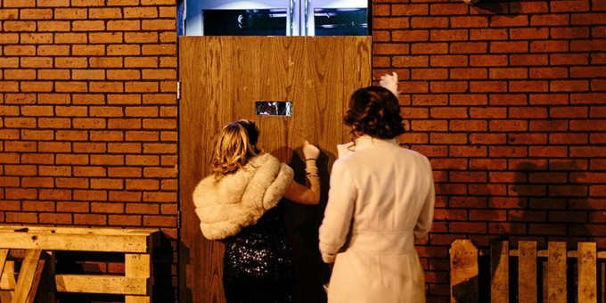 Сегодня на Зыбицкой откроется секретный бар, в котором вас не ждут