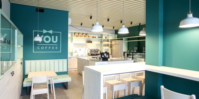 Новый кофешоп сети «You Coffee» с живыми канарейками в районе БЦ «Парус»
