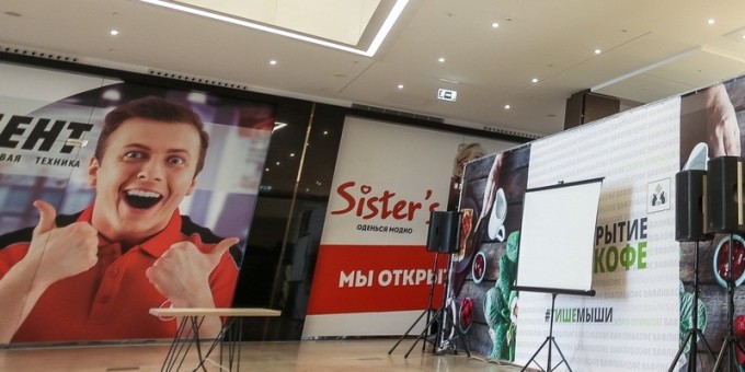 Настоящие бельгийские вафли на первом этаже торгового центра, где школьники пропадают