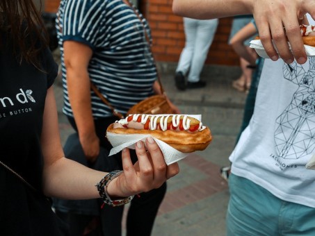 Сосисочные лодочки или каким должен быть настоящий стрит-фуд по белорусским мотивам
