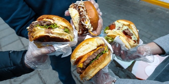 Крафтовые латино-бургеры, ради которых мы два раза ездили в Молодечно