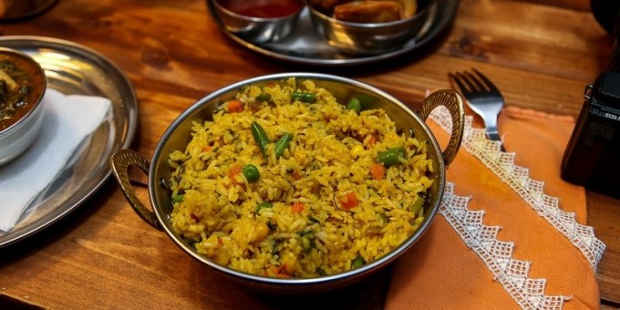 Индийское бистро «Om Namo» с поварами-индусами и ценами на еду, как у них на родине