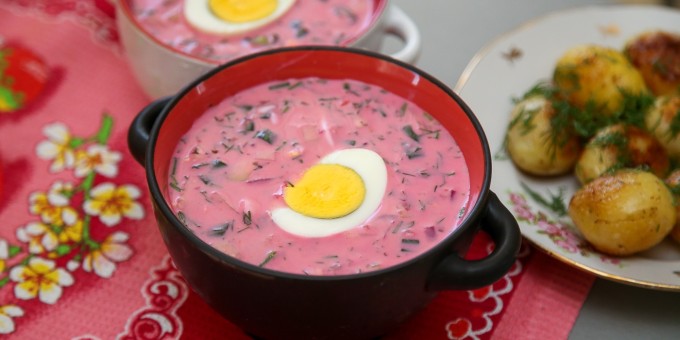 Готовим за 12 рублей кастрюлю литовского холодника на кефире по семейному рецепту