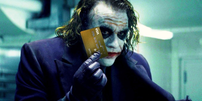 Показываю на пальцах, как легально экономить в 28 заведениях на Революционной и Зыбицкой