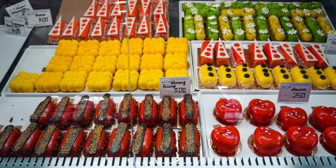 На Комаровском рынке завелась частная кондитерка с муссовыми десертами ручной работы по 2,50 рубля