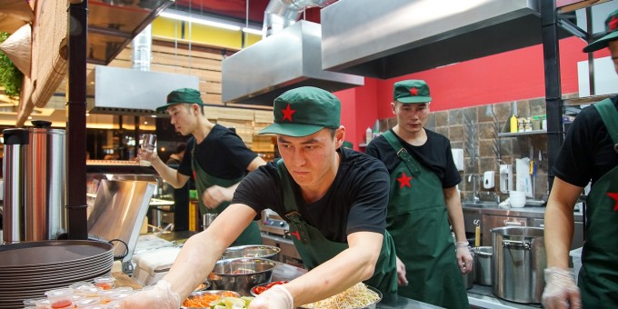 Как выглядит литр супа фо бо в первой минской фошной «Phobo» по московской франшизе