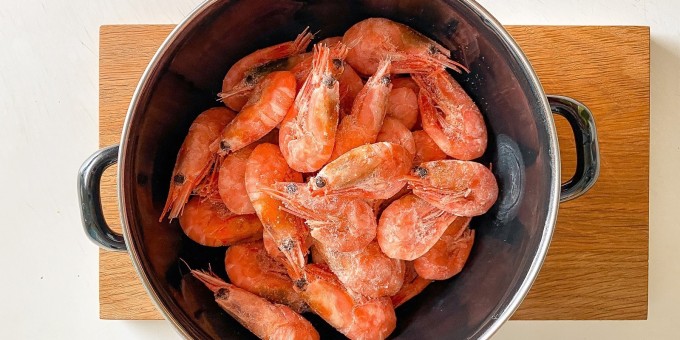 Где заказать охлаждённый сибас, камчатскую красную икру, креветки с доставкой на дом и чтобы дешевле магазина