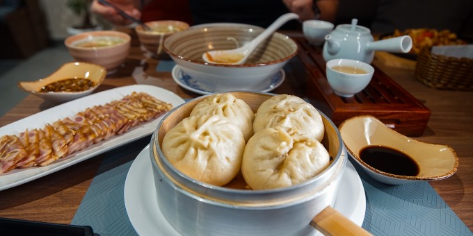 Не кашляй! Рискуем в китайском кафе «Бамбук», которое втиснули в жилой дом на Фрунзенской