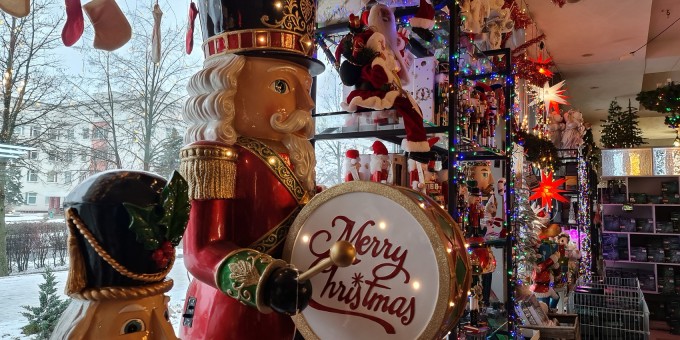 Показываю, что продают в «Калядной Краме» - самый сказочный во всех смыслах магазин Новогодних игрушек