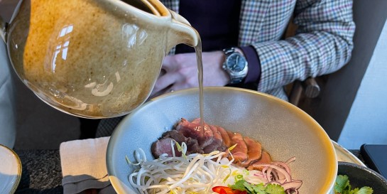 Без понтов и пафоса:  «Имена» - новый ресторан про еду на месте одноимённого бутика