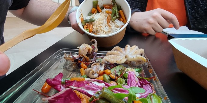 Запустил барсуков на тест нового рыбного бистро «Аморе»