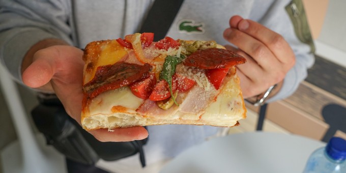 На Зыбицкой открыли бутербродную «Пицца Италия» по итальянским рецептам