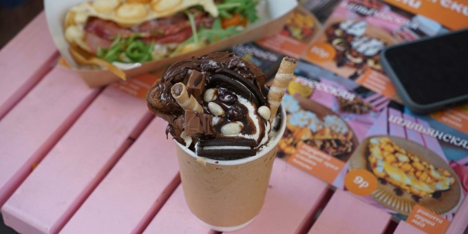 Выяснил, где в Минске готовят самые вкусные Гонконгские вафли