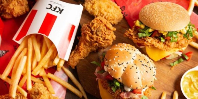 Открылось сразу 5 «KFС», людей заманивают акцией 5 за 5