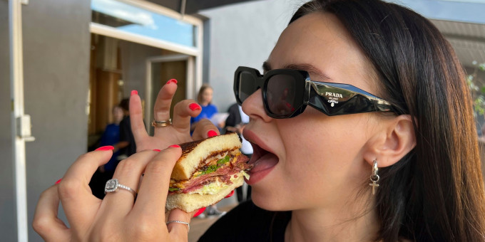 Что значит белорусский изакая бар в новом кафе на Октябрьской «Флоу» от поваров «Умами»