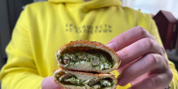 Присел на пенёк - затестил от «Друзей» пирожок от 2 до 6 рублей рыбный