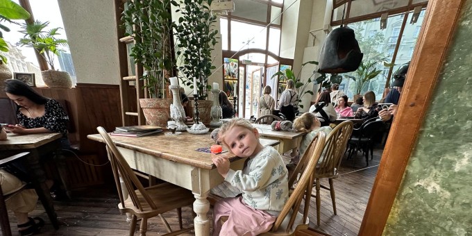 Новый очень красивый ресторан с очень странной едой. Тестим кухню ресторана «Моне Мане»