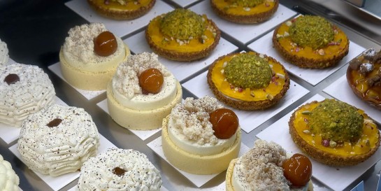 Теперь за вкуснейшими десертами не нужно ездить далеко на Юго-Запад. Тестим вторую кондитерскую «Мулин»