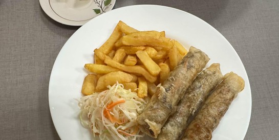 На Немиге открылся двухэтажный «Сайгон» такой, как на Жданах. Проверяю, что можно заказать на 50 рублей