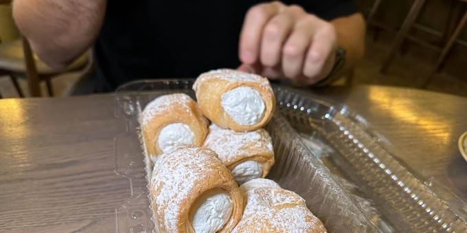 Где в Минске самые вкусные трубочки с кремом. Чтобы хрустящие, с нежным, воздушным кремом и недорогие