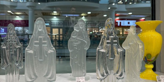 В хрустальный магазин «Нёман» пришел дизайнер и сегодня официальное открытие со скидкой 15% на всё по 14 апреля