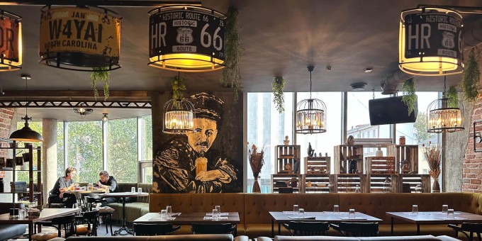 Лучшее, что дала природа для студентов - новый гастробар «Бухаринъ» с ценами, как за одной майкой в «Зару» сходить